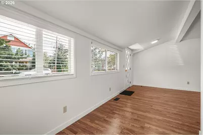 6911 SE Cora St, Portland, OR 97206 - Photo 4