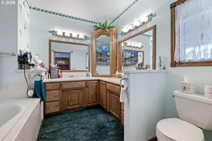 39428 Jasper Lowell Rd, Lowell, OR 97452 - Photo 30