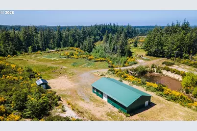 87372 Lois Ln, Bandon, OR 97411 - Photo 4
