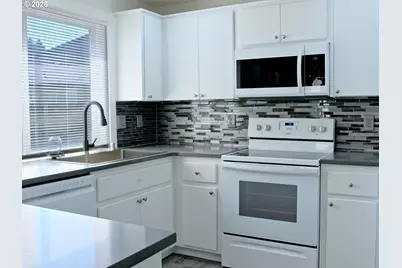 1221 NW 148th Cir, Vancouver, WA 98685 - Photo 10