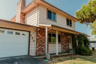 750 W Francis St, Roseburg, OR 97471 - Photo 2