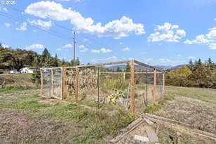 407 Plat M Rd, Sutherlin, OR 97479 - Photo 42