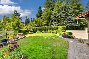 1511 Woodland Terrace, Lake Oswego, OR 97034 - Photo 8
