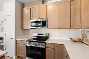 20751 NE Thompson Ter, Fairview, OR 97024 - Photo 6