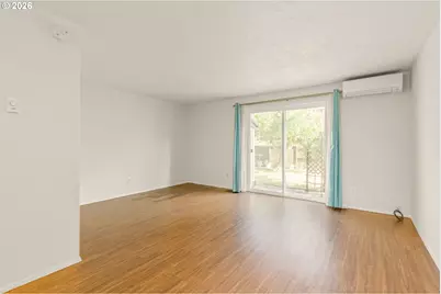1522 Fetters Loop, Eugene, OR 97402 - Photo 8