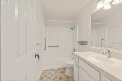 1522 Fetters Loop, Eugene, OR 97402 - Photo 18