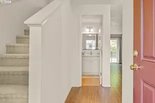 1522 Fetters Loop, Eugene, OR 97402 - Photo 4