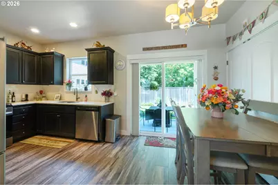 987 Pennington Ct, Eugene, OR 97404 - Photo 8