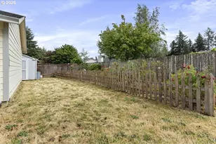 1217 SE Evans Cir, Troutdale, OR 97060 - Photo 32