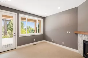 32092 SW Willamette Way E, Wilsonville, OR 97070 - Photo 32