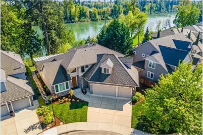 32092 SW Willamette Way E, Wilsonville, OR 97070 - Photo 1