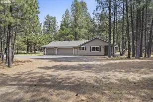 14485 Mountain View Loop, Sisters, OR 97759 - Photo 2