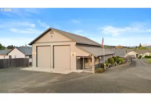 237 Cambridge Dr, Sutherlin, OR 97479 - Photo 40
