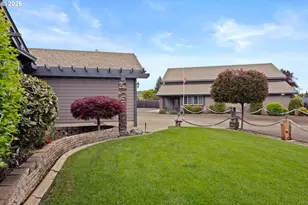 237 Cambridge Dr, Sutherlin, OR 97479 - Photo 4