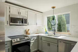 4360 SW Plumeria Way, Beaverton, OR 97078 - Photo 16