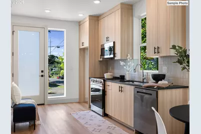 205 NE Going St #2, Portland, OR 97211 - Photo 4