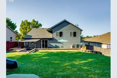 1824 NW Poppy Hills Dr, McMinnville, OR 97128 - Photo 2