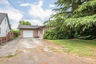 3257 Pine St, Longview, WA 98632 - Photo 2