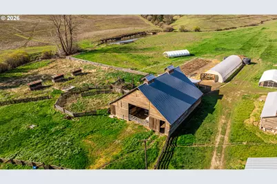 81127 Rail Hollow Rd, Dufur, OR 97021 - Photo 40