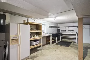 20020 SW Walquin Ct, Beaverton, OR 97078 - Photo 32