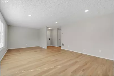 6206 NW Cherry St, Vancouver, WA 98663 - Photo 6
