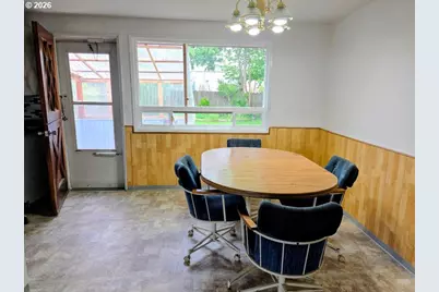 1035 Pacific Ave, Coos Bay, OR 97420 - Photo 14