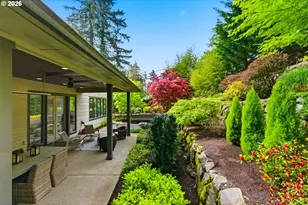 2123 S Military Rd, Portland, OR 97219 - Photo 40