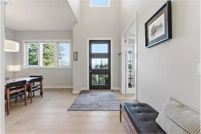 2123 S Military Rd, Portland, OR 97219 - Photo 8