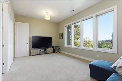 2123 S Military Rd, Portland, OR 97219 - Photo 22