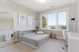 2123 S Military Rd, Portland, OR 97219 - Photo 32