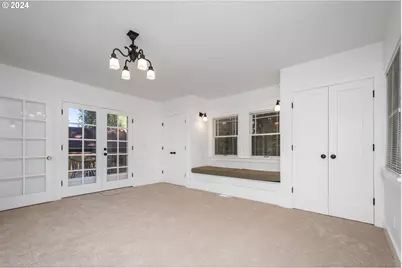 8922 SW Capitol Hwy, Portland, OR 97219 - Photo 22