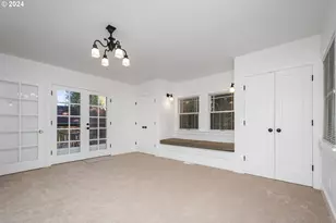 8922 SW Capitol Hwy, Portland, OR 97219 - Photo 22