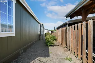 3700 Babcock Ln, Eugene, OR 97401 - Photo 28