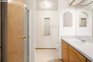 3700 Babcock Ln, Eugene, OR 97401 - Photo 18