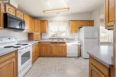 3700 Babcock Ln #87, Eugene, OR 97401 - Photo 16