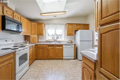 3700 Babcock Ln #87, Eugene, OR 97401 - Photo 12