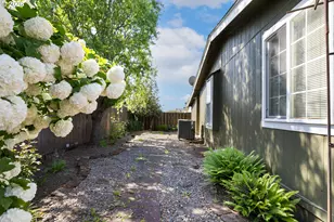 3700 Babcock Ln, Eugene, OR 97401 - Photo 30