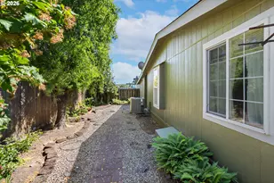 3700 Babcock Ln, Eugene, OR 97401 - Photo 28