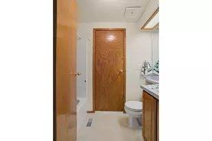 3700 Babcock Ln, Eugene, OR 97401 - Photo 22
