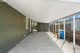3700 Babcock Ln, Eugene, OR 97401 - Photo 28