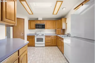 3700 Babcock Ln #87, Eugene, OR 97401 - Photo 14