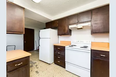 205 E 3rd St, Amity, OR 97101 - Photo 12