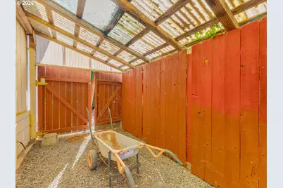 205 E 3rd St, Amity, OR 97101 - Photo 30