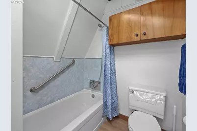 4254 SE Bentley St, Hillsboro, OR 97123 - Photo 24