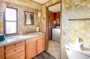 37 NE Mary Ann Ln, Roseburg, OR 97470 - Photo 18