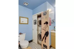 300 NW 8th Ave, Portland, OR 97209 - Photo 18