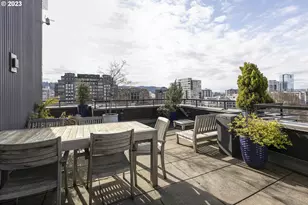 300 NW 8th Ave, Portland, OR 97209 - Photo 34