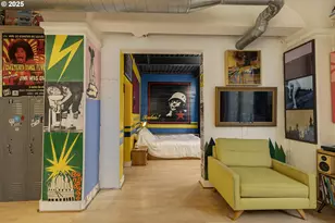 300 NW 8th Ave, Portland, OR 97209 - Photo 6