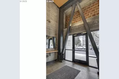300 NW 8th Ave #401, Portland, OR 97209 - Photo 28