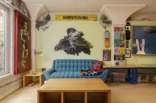 300 NW 8th Ave, Portland, OR 97209 - Photo 10